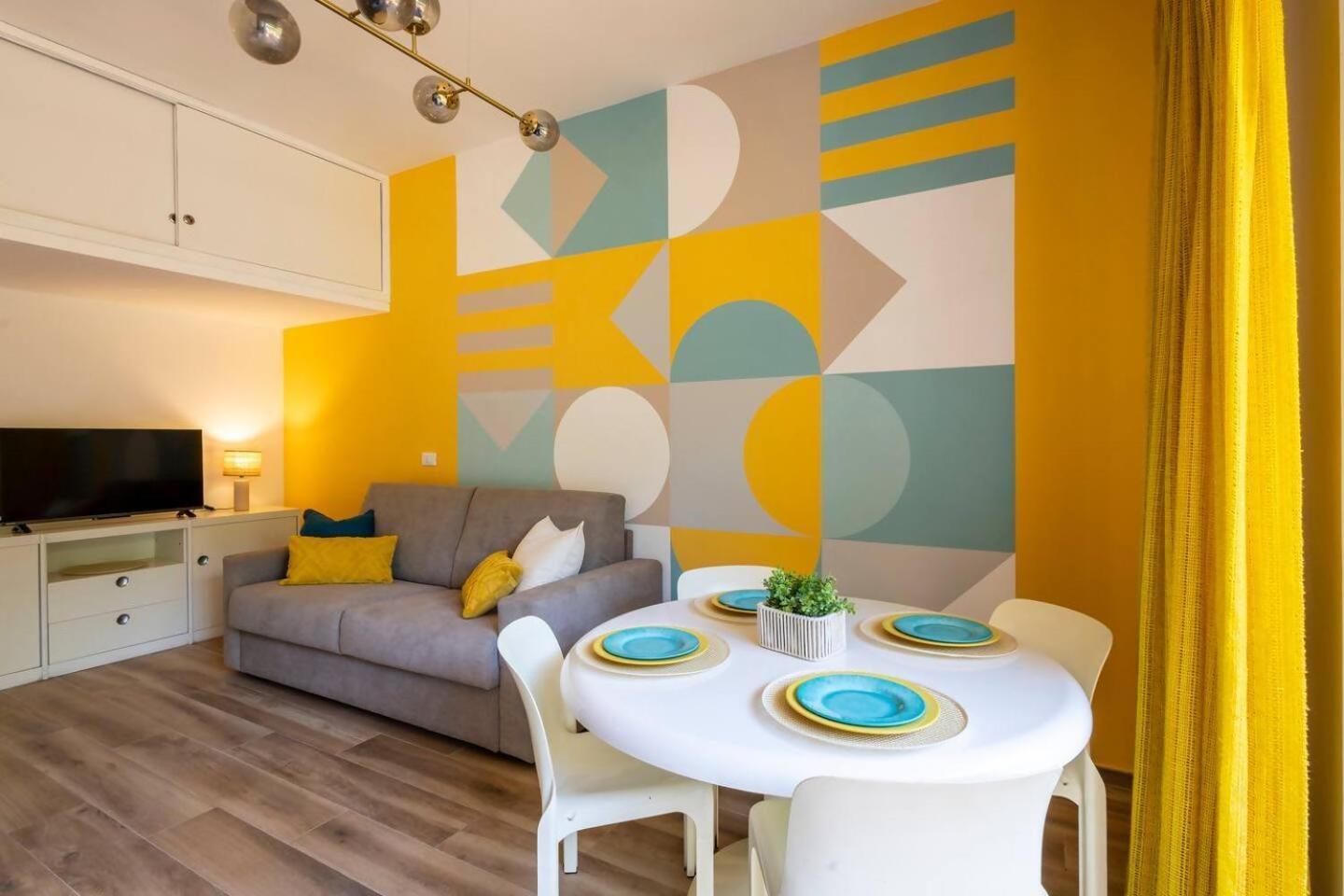 Stiloso Bilocale Terraceparking Apartment
